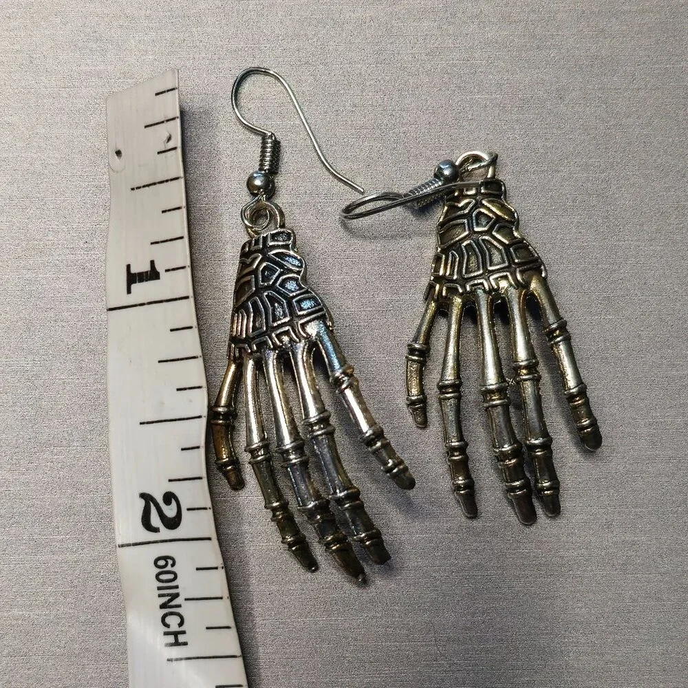 Y2K Skull & Bones Gothic Jewelry Set Silver Tone Earrings Bracelet Lot of 2